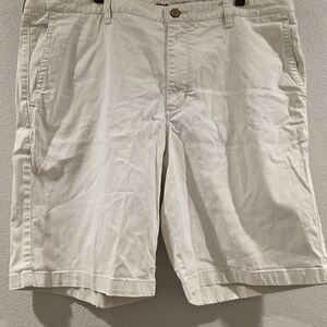 Tommy Bahama Off-White Men's Flat Front Shorts